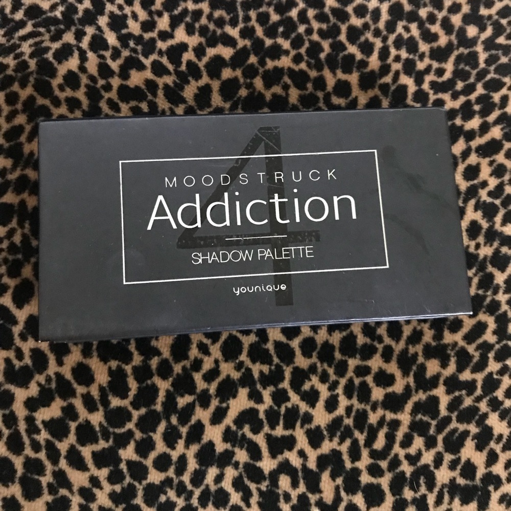 Addiction Shadow Palette